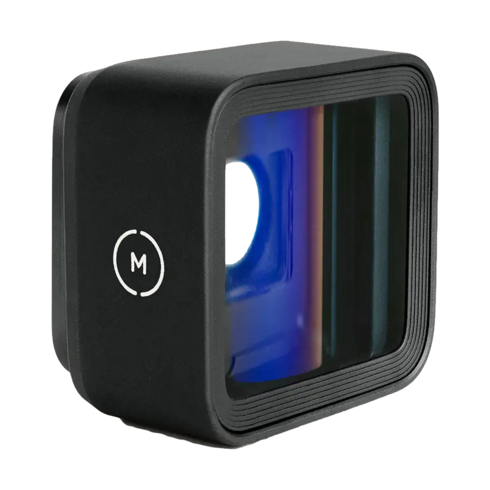 Moment Anamorphic Lens (Blue Flare)